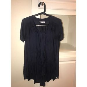 Ro & De navy top