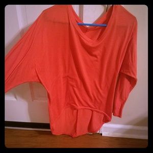 Hi-Low Batwing Long Sleeve Top
