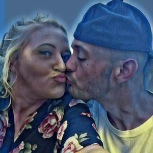 Meet your Posher, Leanna