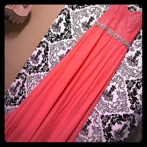 Speechless Prom Dress size 7,worn once.