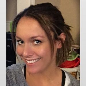 Meet your Posher, Jennifer