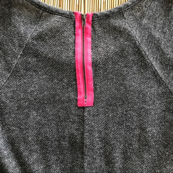 Casual dress - Picture 2 of 4