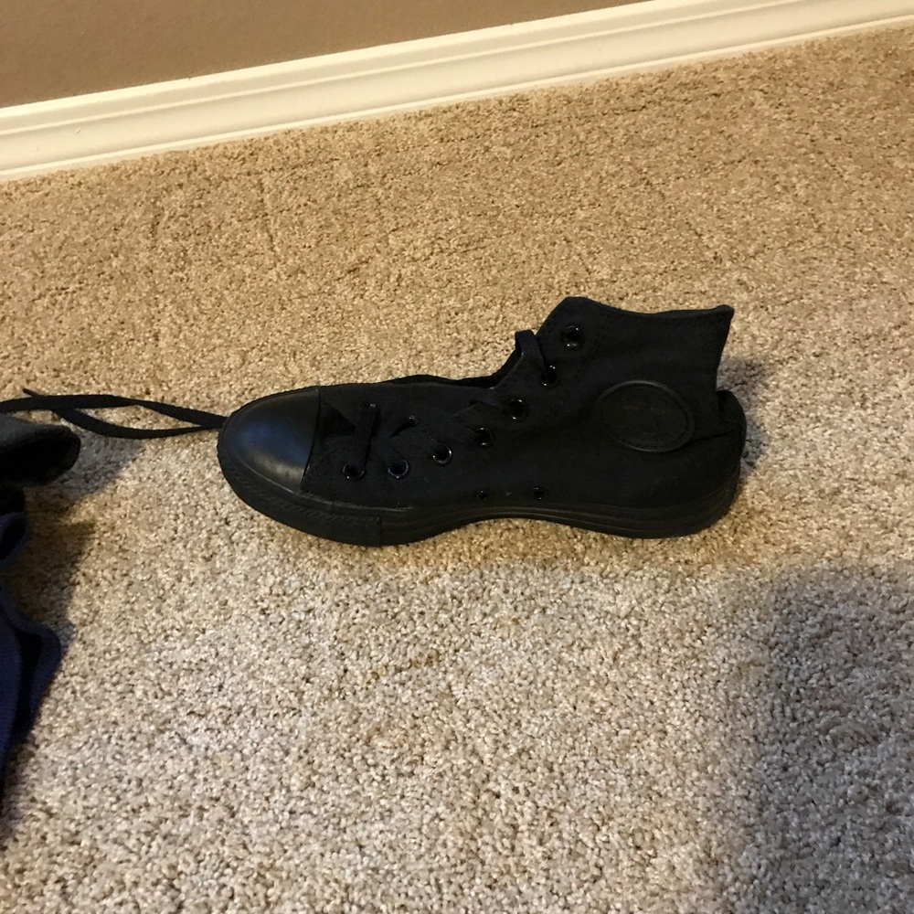 Black high top converse