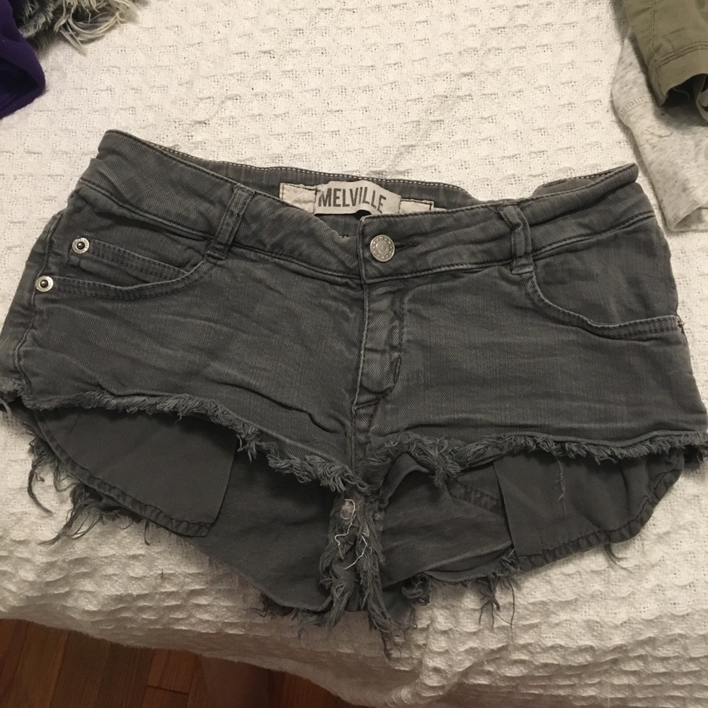 Brandy Melville shorts