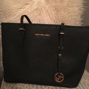 Michael Kors tote