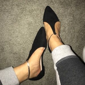 ZARA black suede pointy toe flats SZ 8 women's