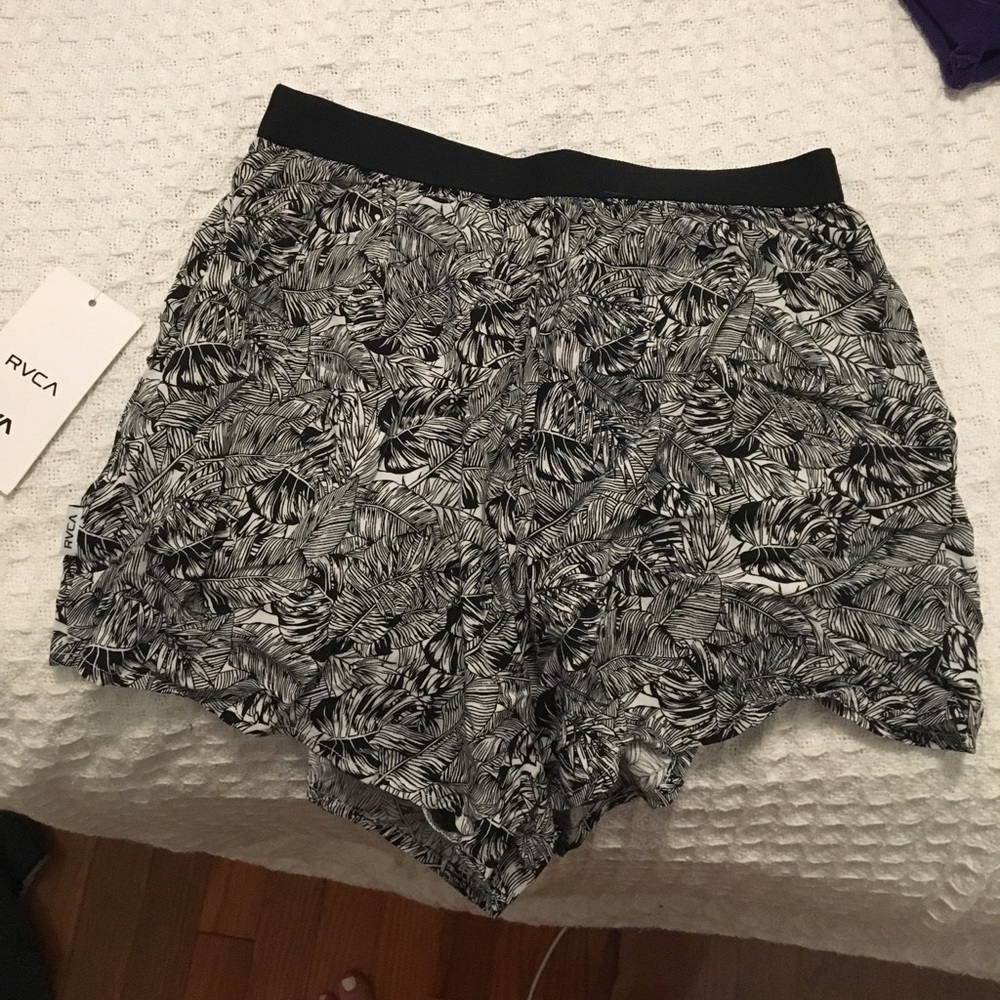 NWT RVCA flowy shorts from Diane's