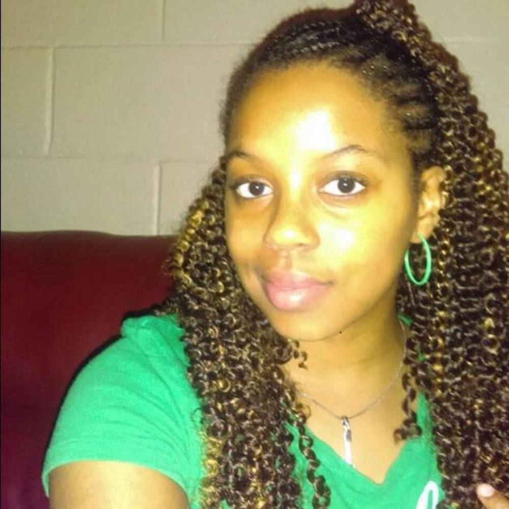 Meet your Posher, Janel