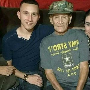 Meet your Posher, Noe