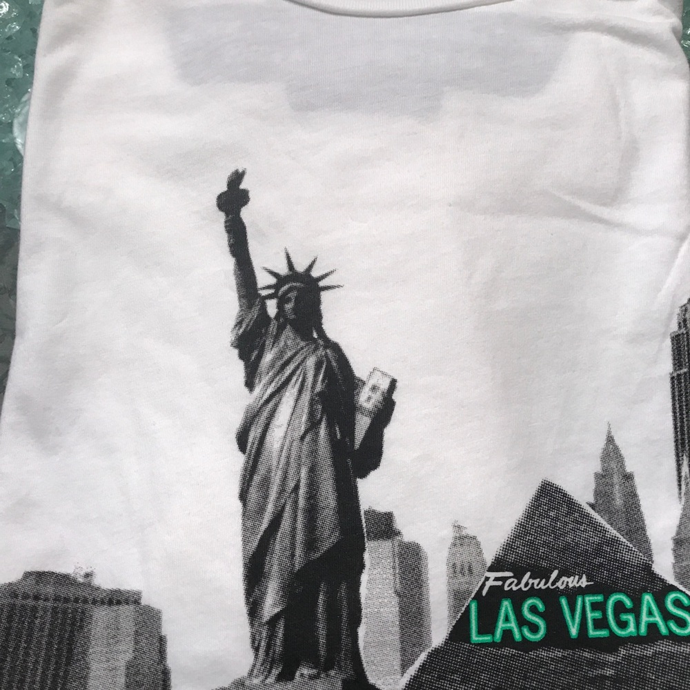 SOLD SOLD SOLD NWT Marc By Marc Jacobs Tee