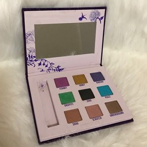 Urban Decay Eyeshadow Palette 🎨 Urban Decay Eyeshadow Palette 🎨