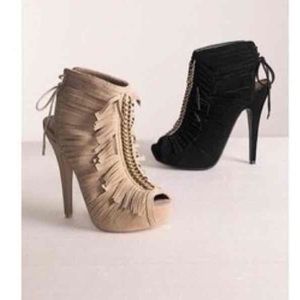 Fringe Suede Heels💛