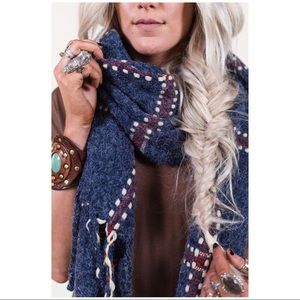 NWT Chunky Plaid Navy Blakey Scarf Fringe Wrap NWT Chunky Plaid Navy Blakey Scarf Fringe Wrap