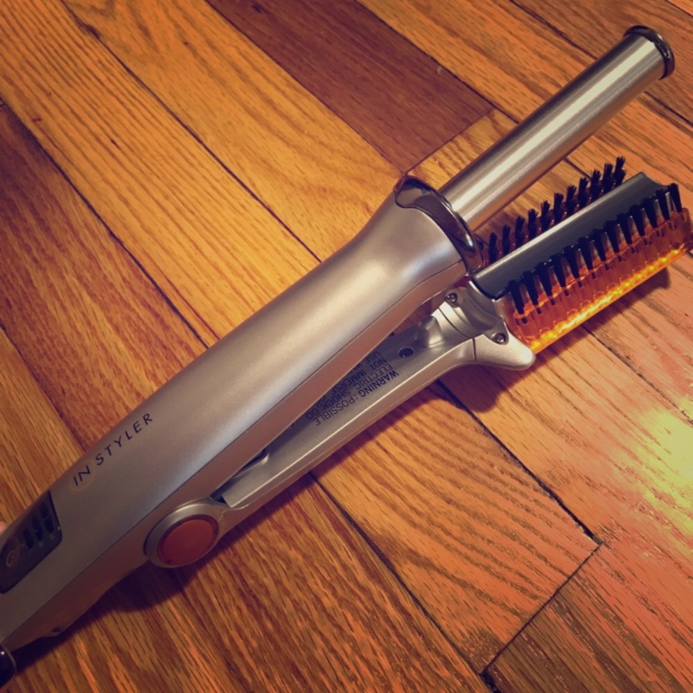 The in styler hair curler