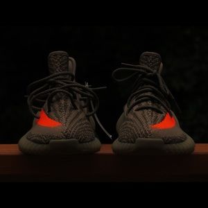 Yeezy 350 Boost V2 “Beluga”