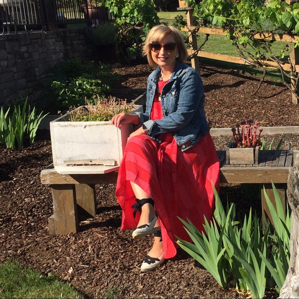 Meet your Posher, Gabriella