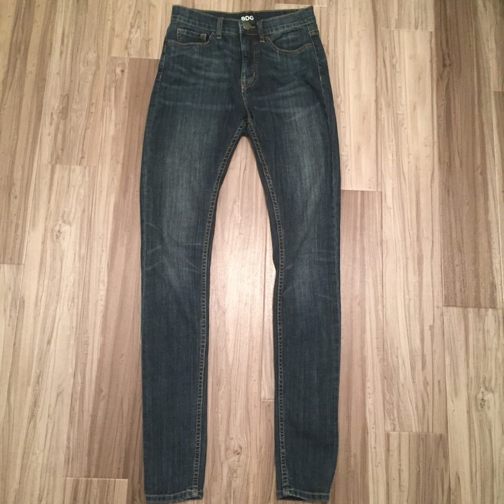 Bdg medium wash Jean size 27
