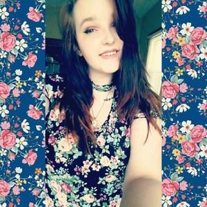 Meet your Posher, Selena