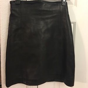 Cache black Leather skirt approx14"acrosswaist