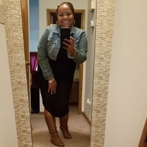 Meet your Posher, Tomeka