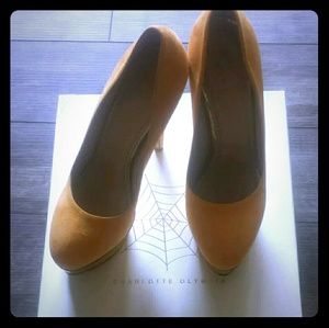 Charlotte Olympia Dolly shoes 38.5
