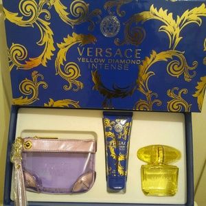 New 3 piece Versace Yellow Diamond Intense gift se