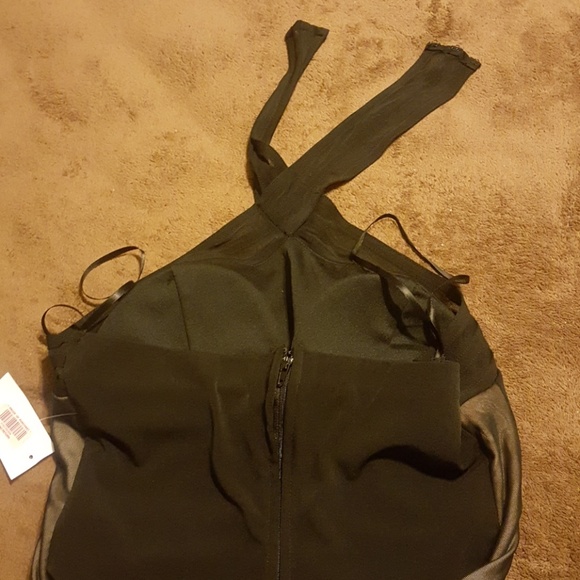 Dress - Picture 2 of 3