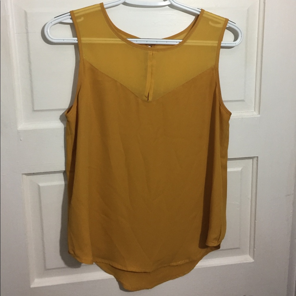 Adorable mustard colored top