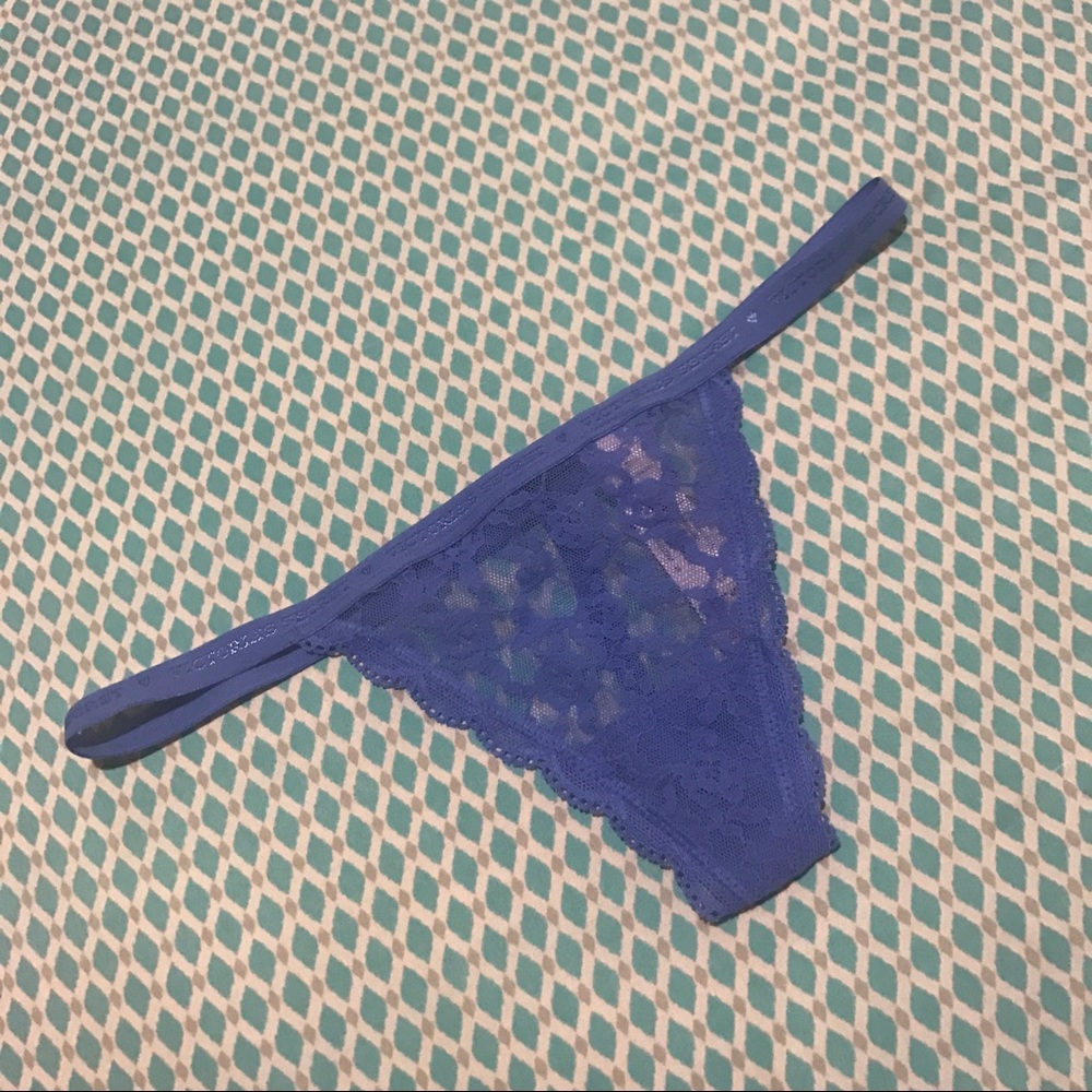 VS V-STRING