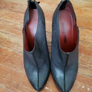 Luxury Rebel "sora" Booties only worn twice! Luxury Rebel "sora" Booties only worn twice!