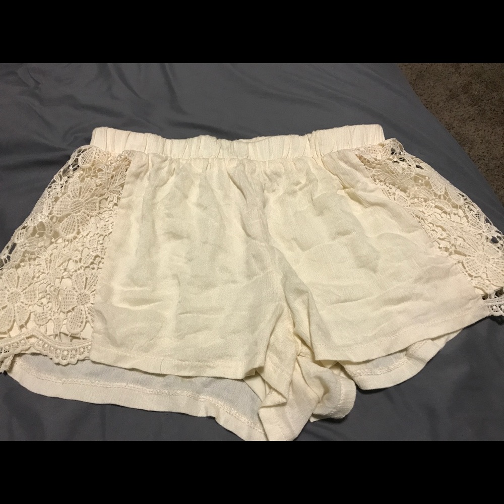 Cream-Colored Lace Shorts