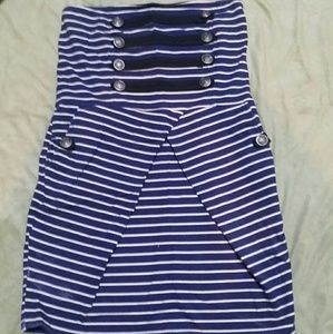 Strapless Short Dress with buttons and POCKETS