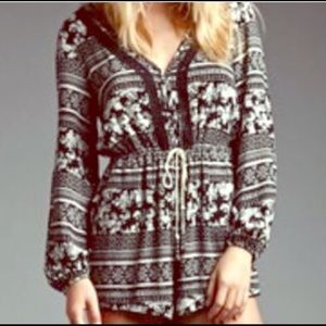 House of Harlow 1960 romper size L