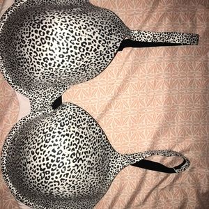 Victoria's Secret Body Bra