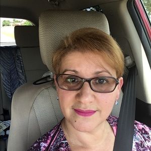 Meet your Posher, Annie