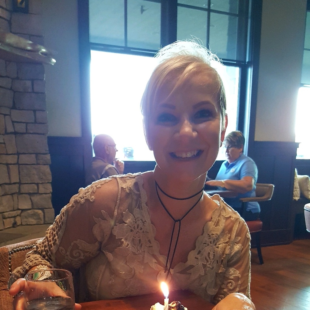 Meet your Posher, Shelly