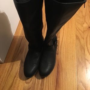 Black boots
