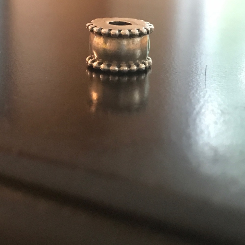 Pandora clip spacer