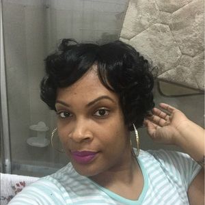 Meet your Posher, Erica