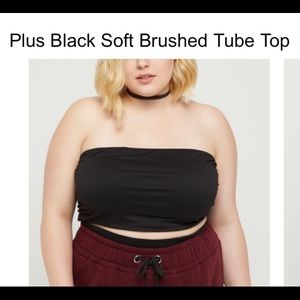 ⭐️FINAL⭐️NWT⭐️ Plus size Black Bandeau/tube top