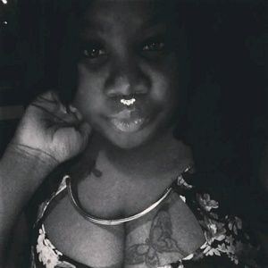 Meet your Posher, Briana