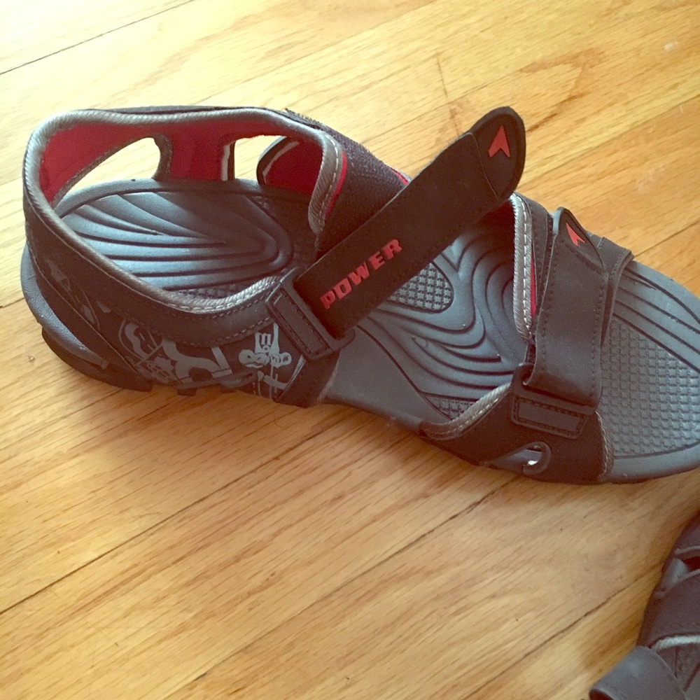 Men's sandals with straps