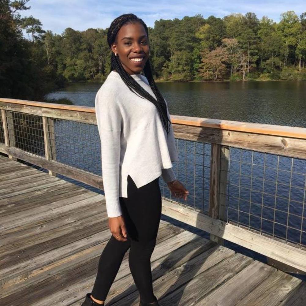 Meet your Posher, Victoria