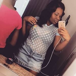 Meet your Posher, Alexus