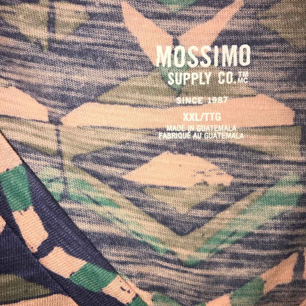 Mossimo Tee - Picture 3 of 3