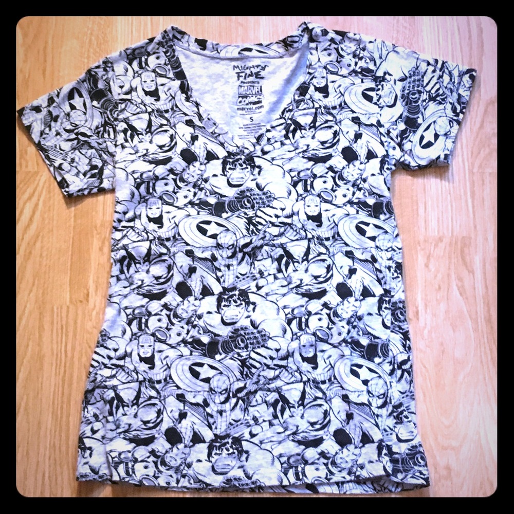 Mighty Fine Marvel Comics Graphic T Size Small