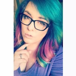 Meet your Posher, Cortney