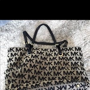 Michael kors handbag