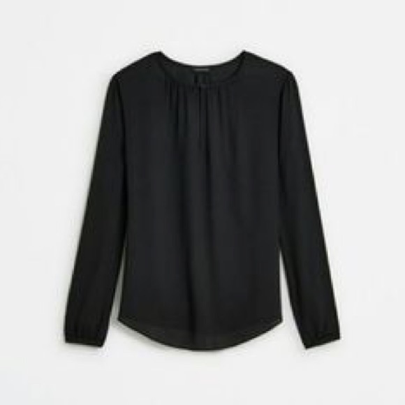 Ann Taylor Tops - Ann Taylor black crepe keyhole blouse M