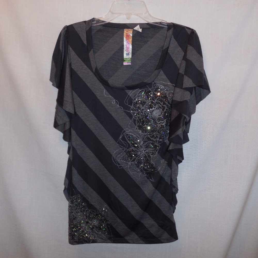 NWT!  Fresh Brewed Knit Top w Sequins